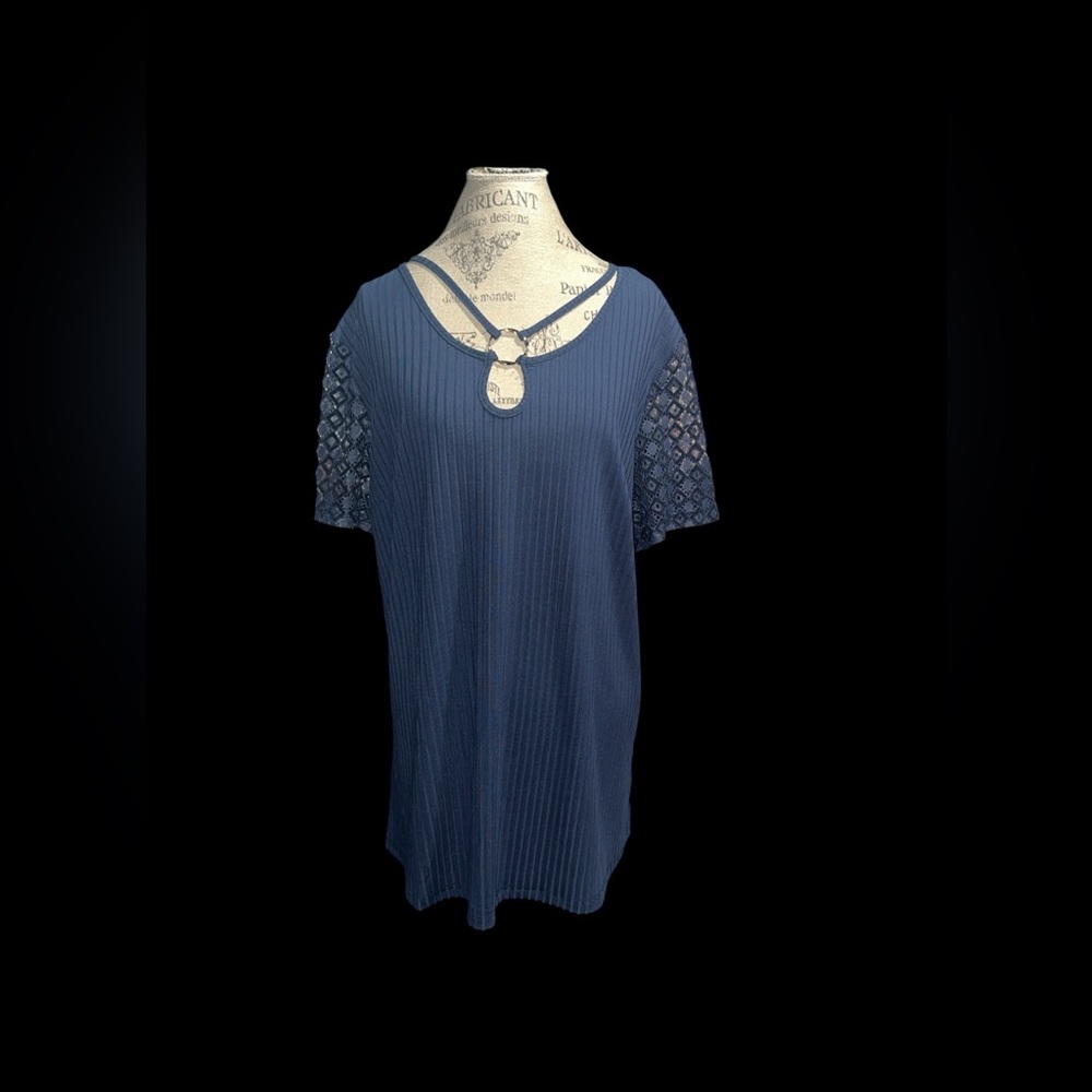 Women's Blue Short Sleeve Top